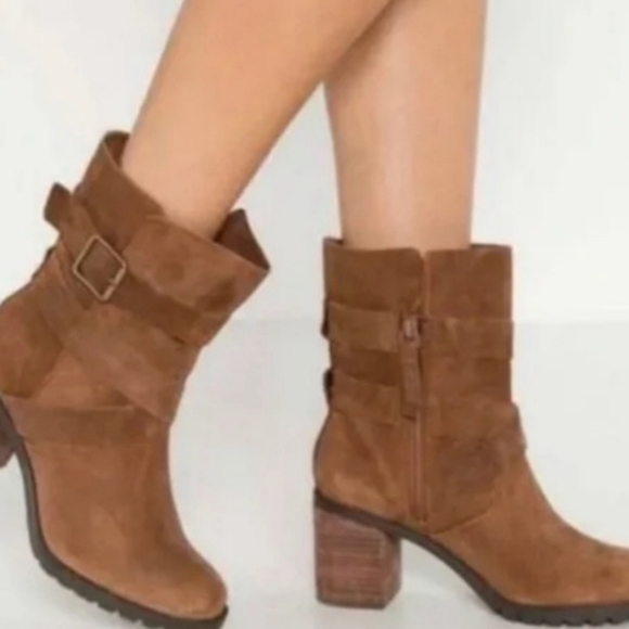 Clarks Malvet Doris Tan Brown Suede Block Heel Moto Western Boots Size 9.5 - Picture 5 of 12